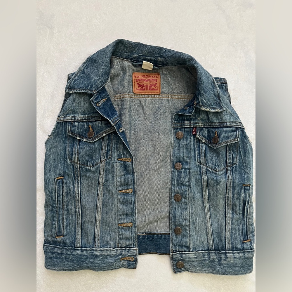 Levi's Denim Cropped Vest
